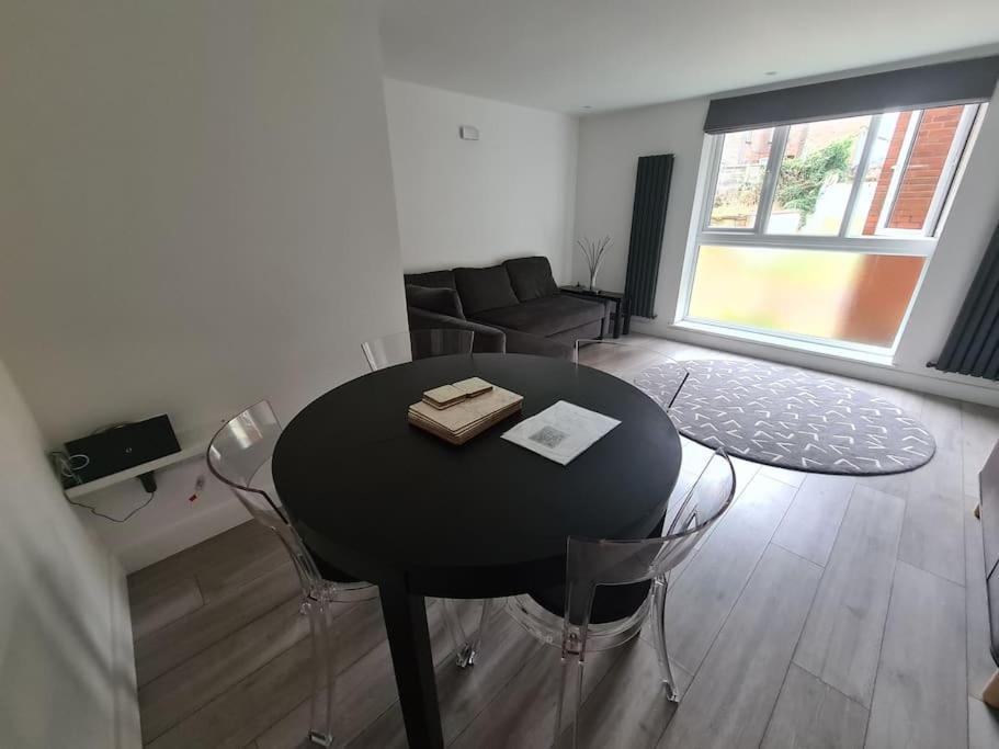 Luton Town Centre Executive Apartment Exterior foto